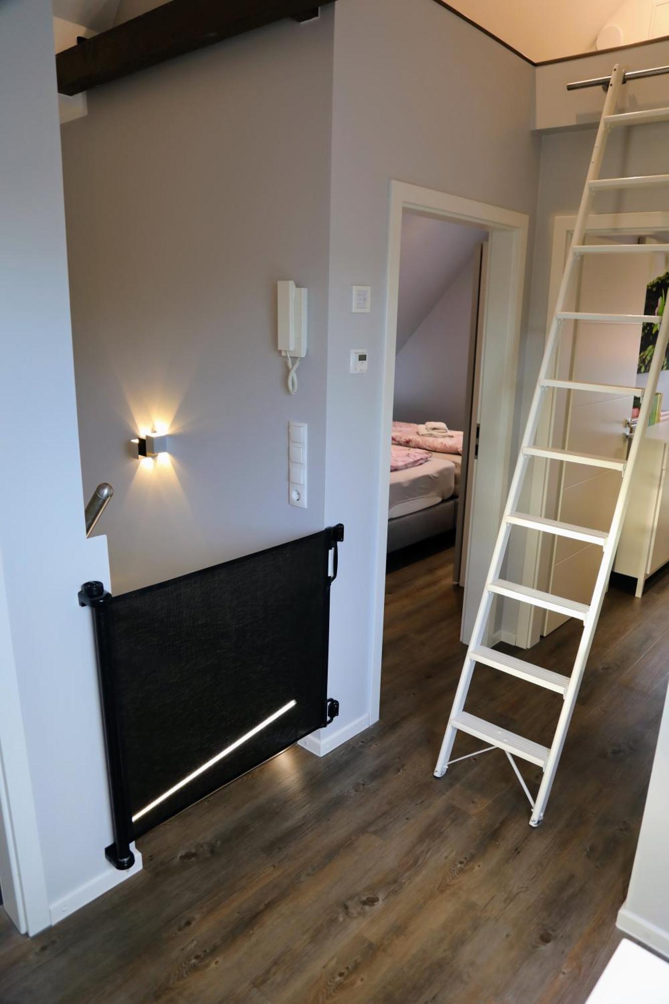 Eine Sehr Gemuetliche Dachgeschoss Ferienwohnung Ihlow  Exteriör bild